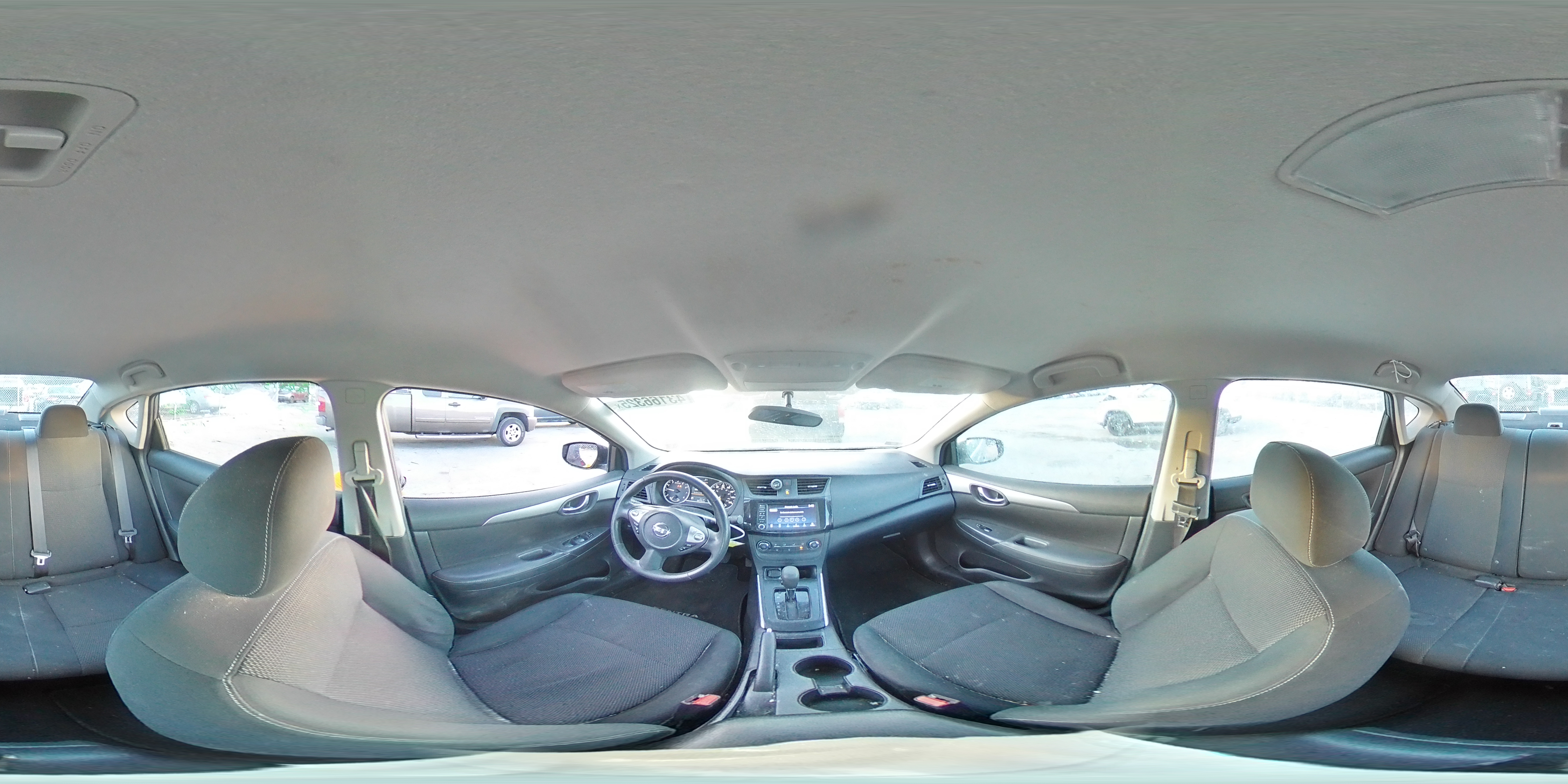 2019 Nissan Sentra - Image 13