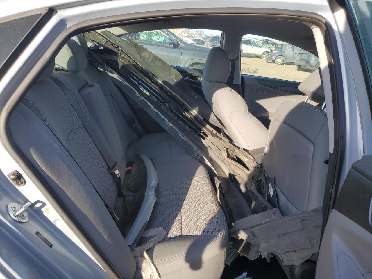 2014 Hyundai Sonata - Image 10