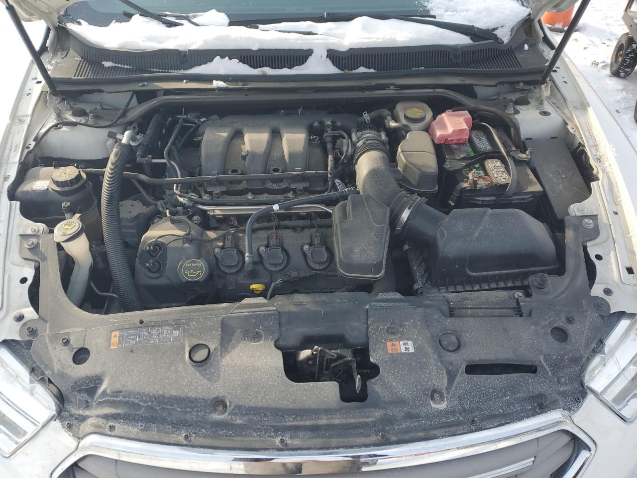 2016 Ford Taurus - Image 11