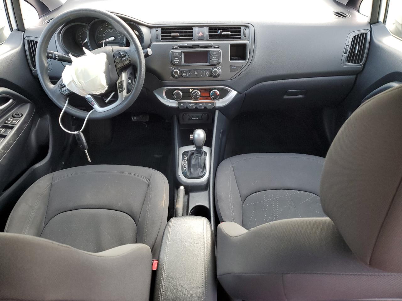 2014 Kia Rio - Image 8