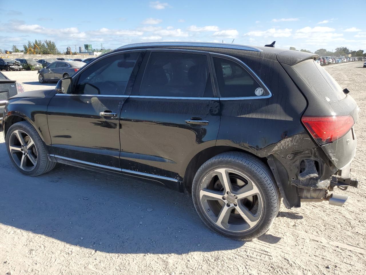 VIN WA1CVAFP0GA020630 2016 AUDI Q5 no.2