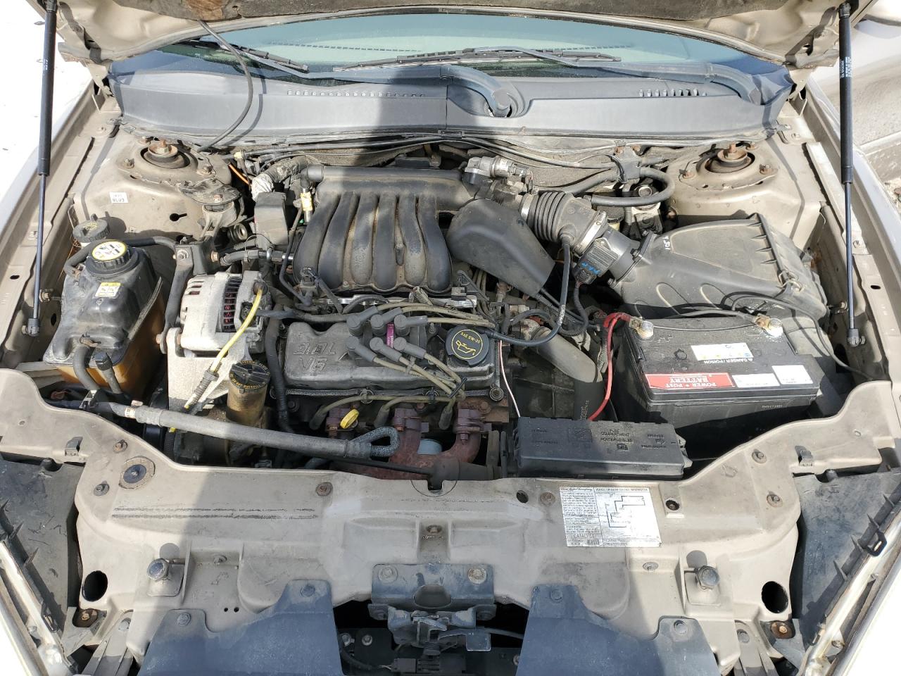 2003 Ford Taurus - Image 13
