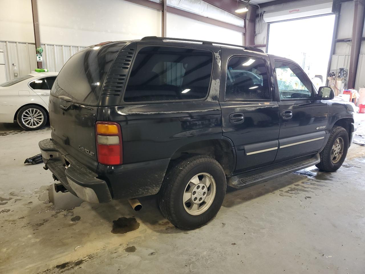 2003 Chevrolet Tahoe - Image 3