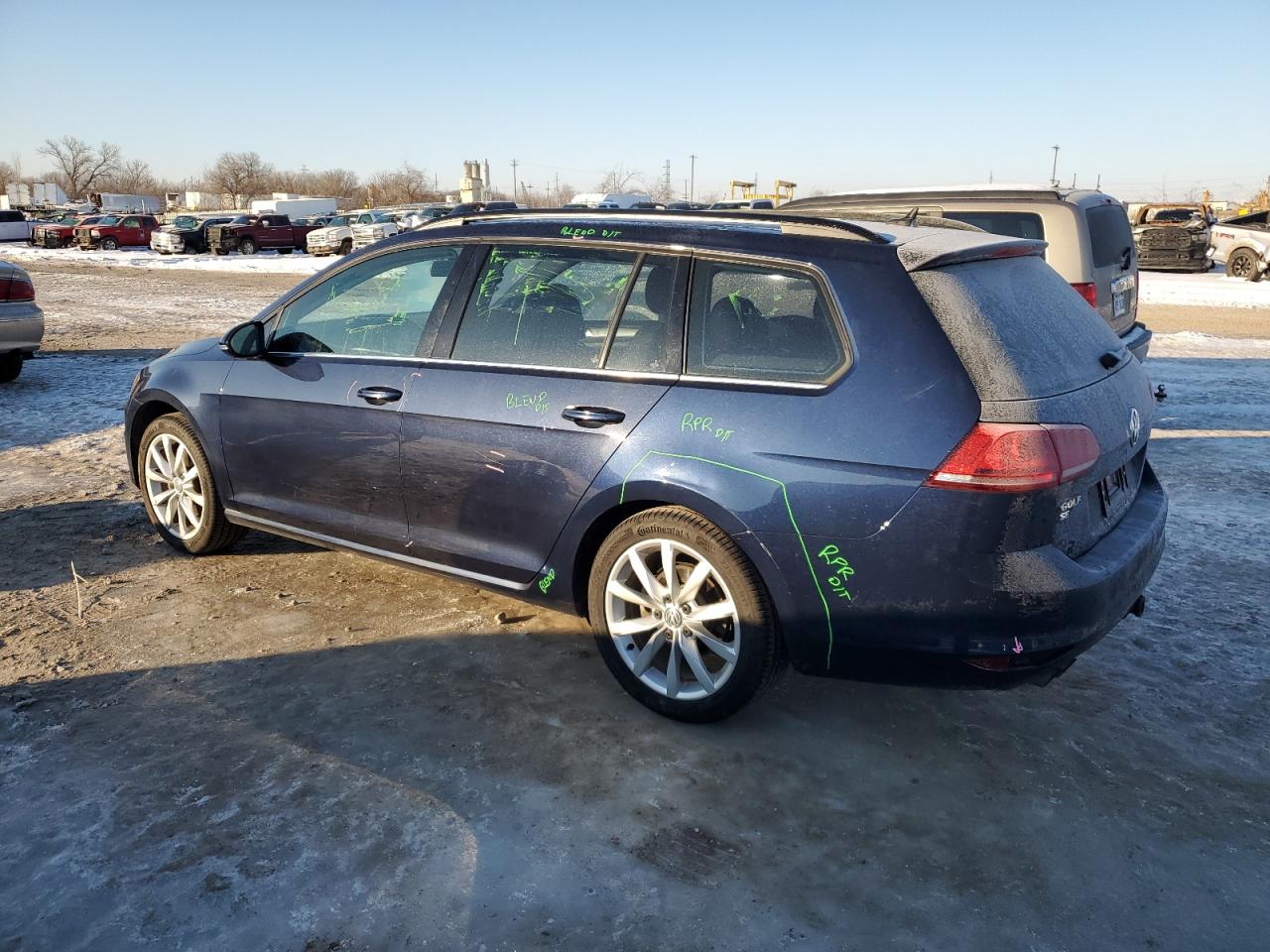 2016 Volkswagen Golf - Image 2