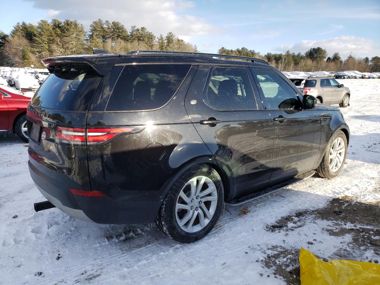 2018 Land Rover Discovery - Image 3