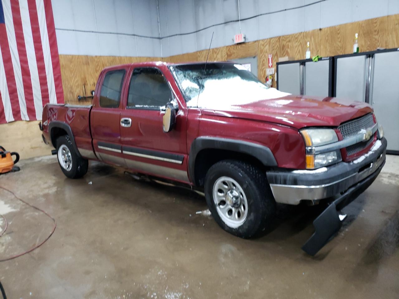2005 Chevrolet Silverado - Image 4