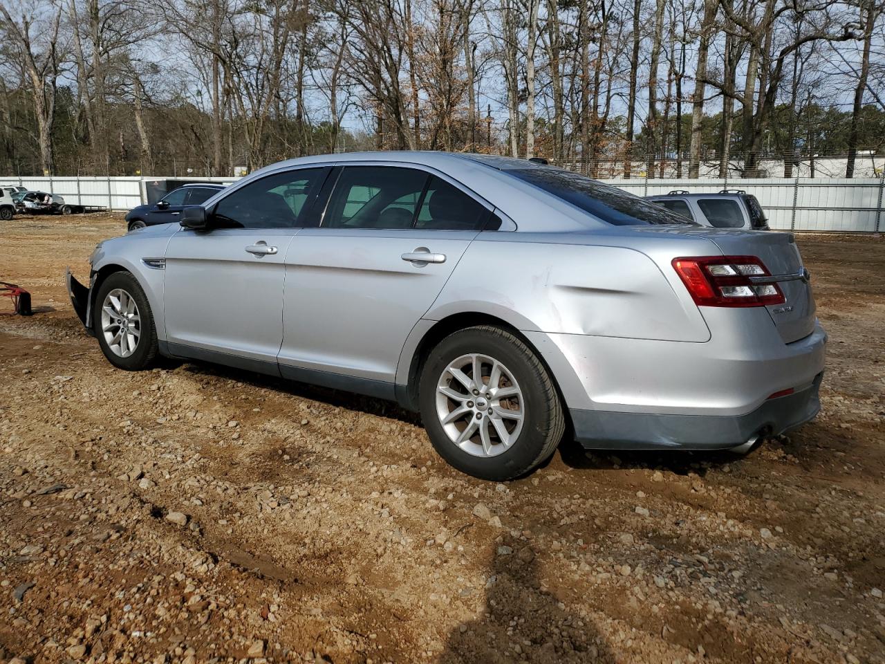 2013 Ford Taurus - Image 2