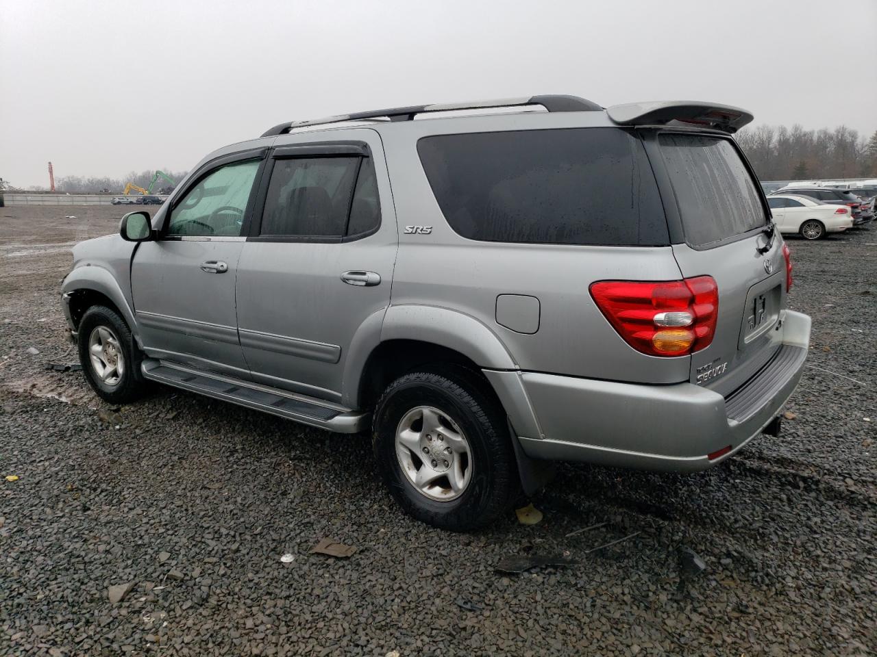 2001 Toyota Sequoia - Image 2