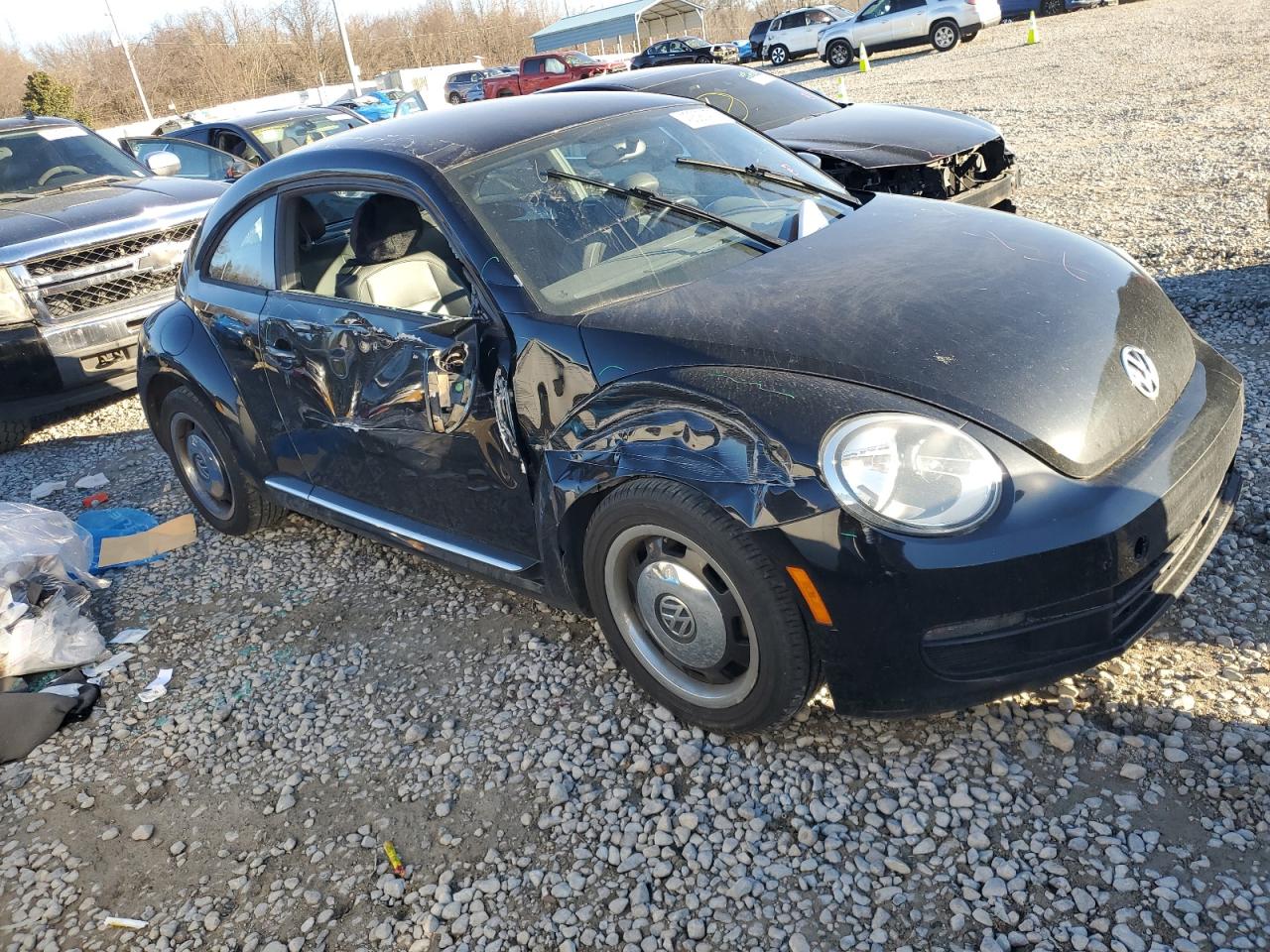 2012 Volkswagen Beetle - Image 4