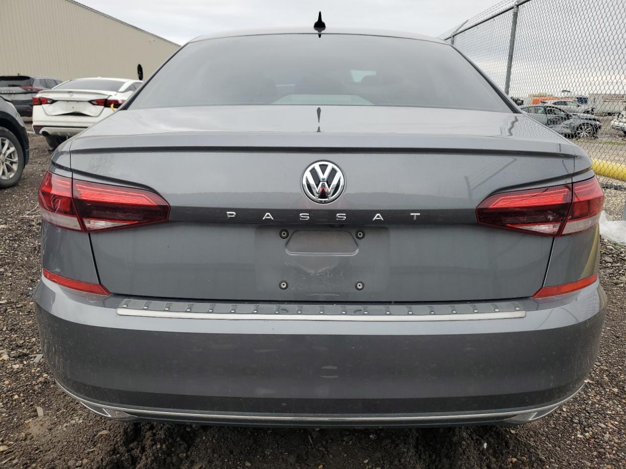 2020 Volkswagen Passat - Image 6