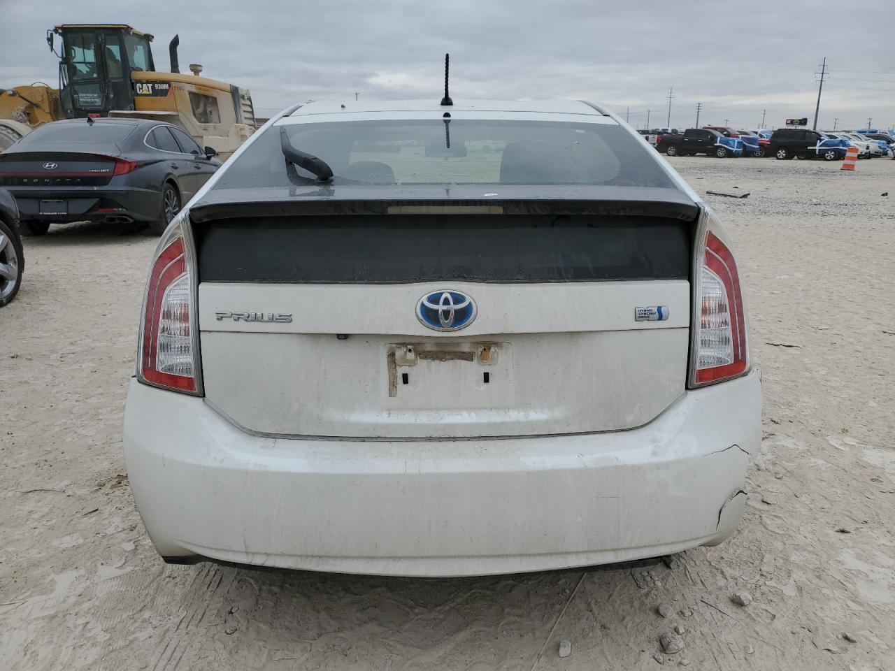 2015 Toyota Prius - Image 6