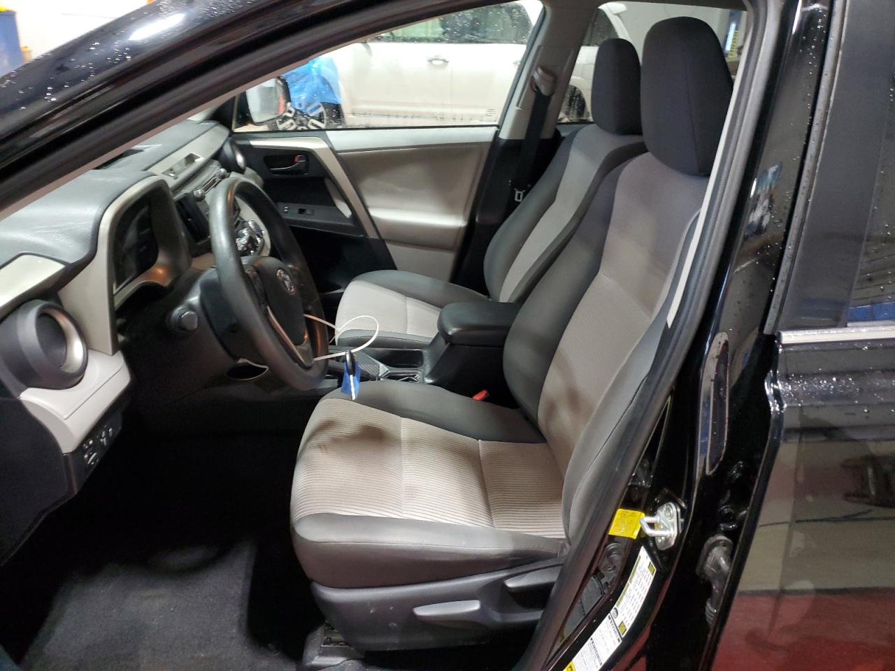 2013 Toyota RAV 4 - Image 7