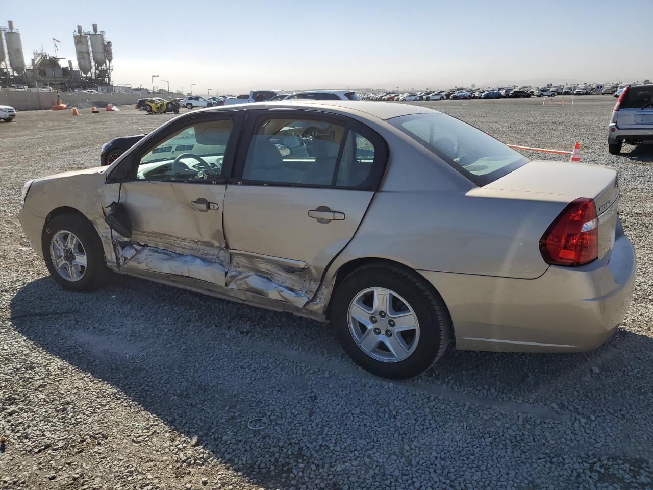 2004 Chevrolet Malibu - Image 2