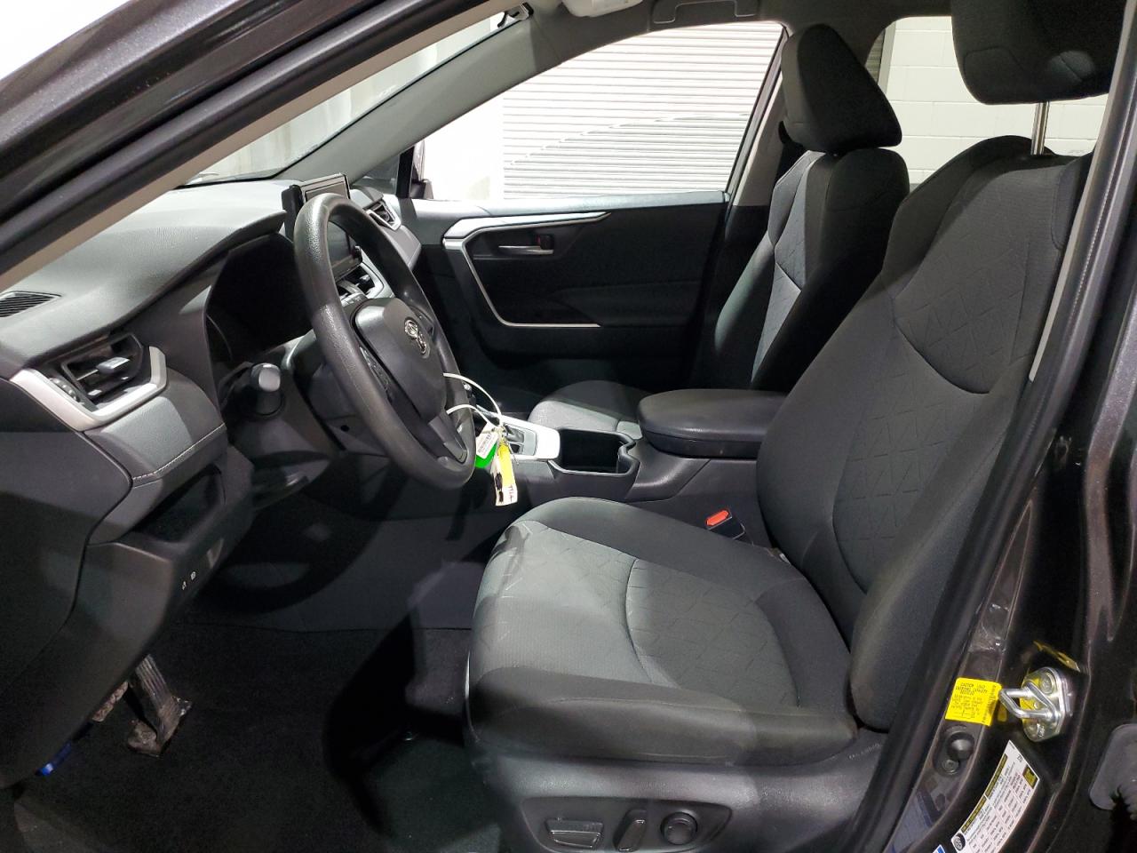 2022 Toyota RAV 4 - Image 7