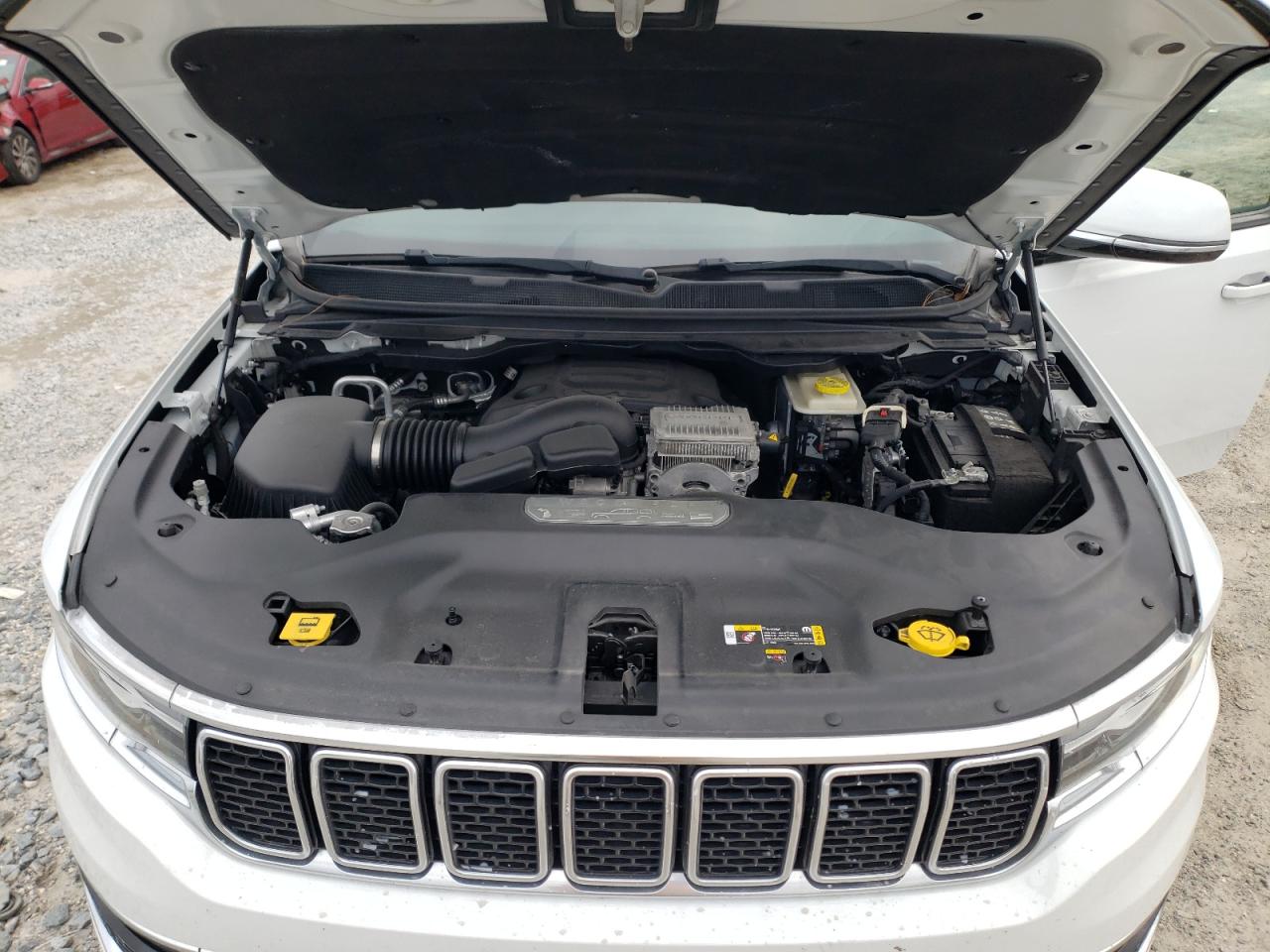 2022 Jeep Grand Wagoneer - Image 13