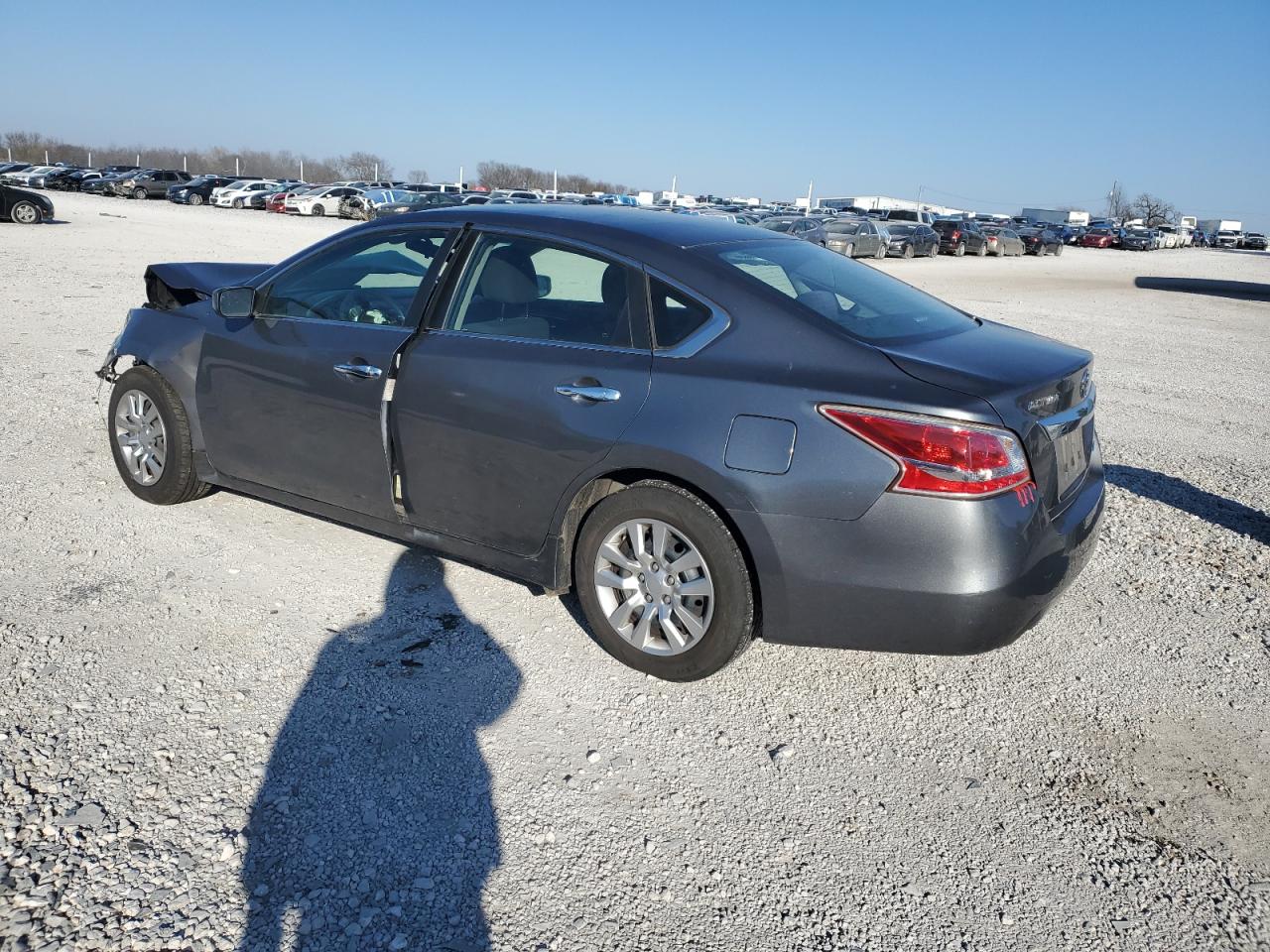 2014 Nissan Altima - Image 2