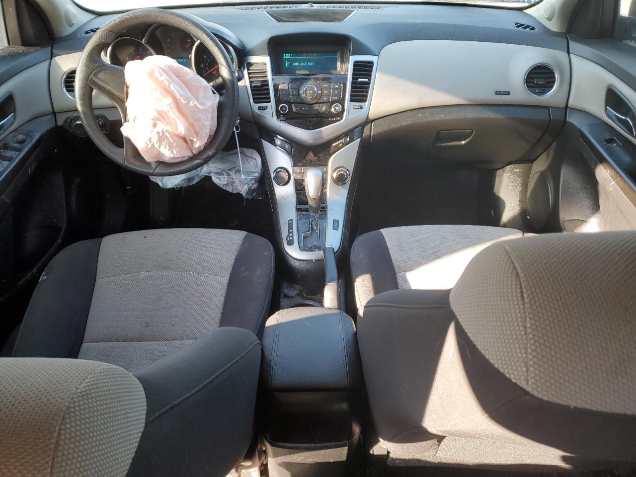 2014 Chevrolet Cruze - Image 8