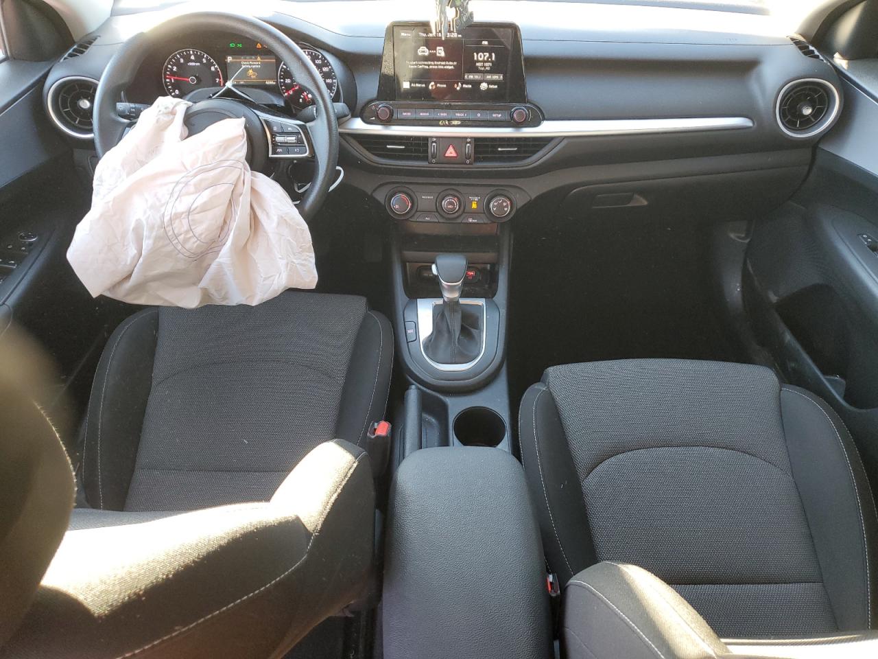 2024 Kia Forte - Image 8