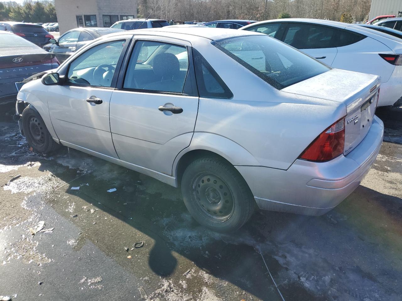 2006 Ford Focus - Image 2