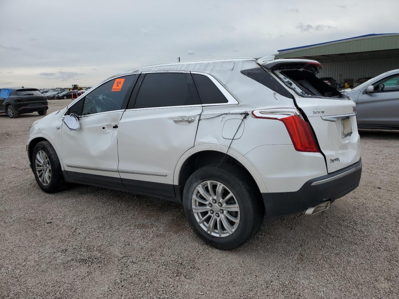 2018 Cadillac XT5 - Image 2