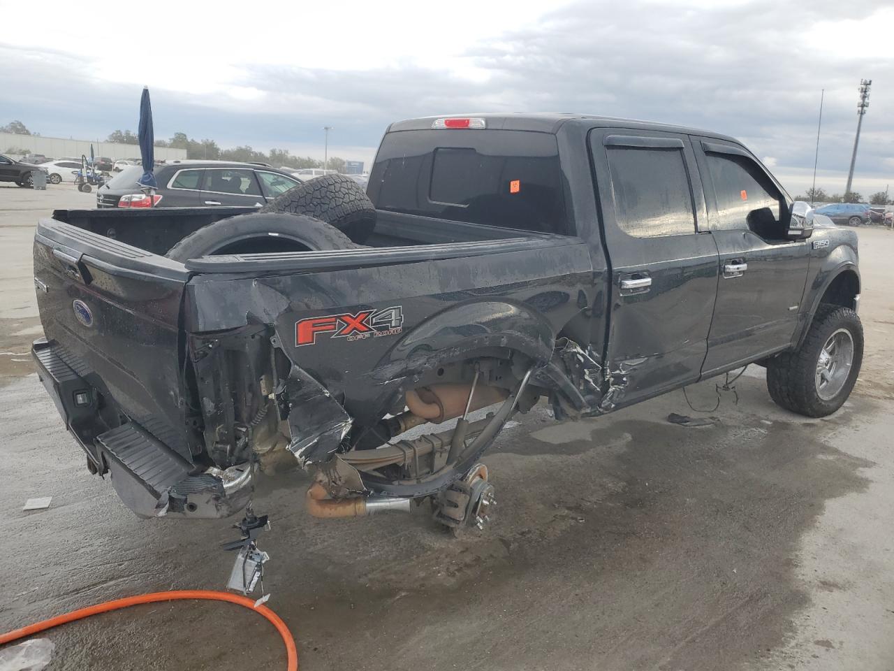 2015 Ford F-150 - Image 3