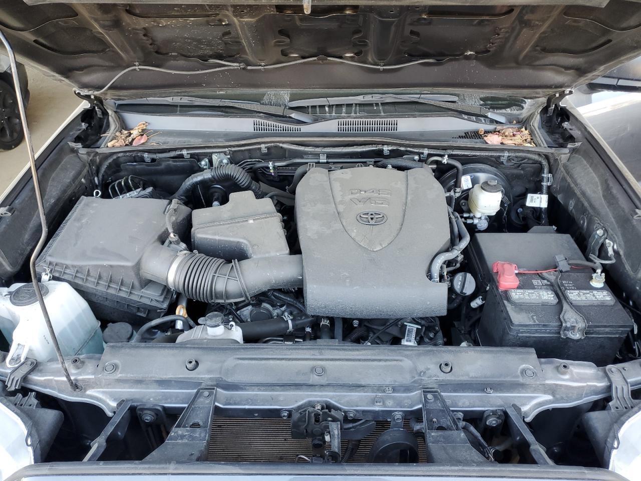 2021 Toyota Tacoma - Image 11