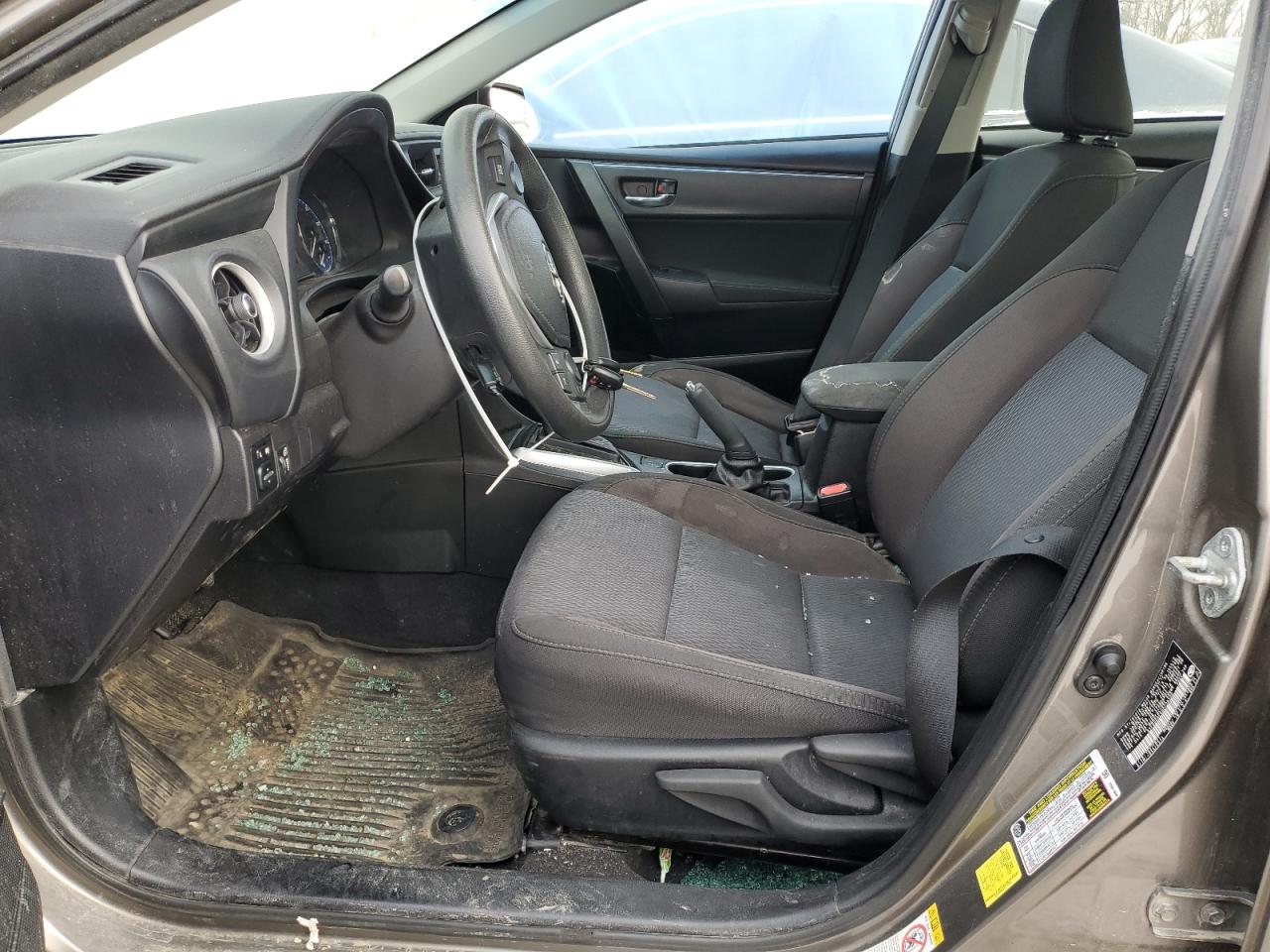 2017 Toyota Corolla L VIN: 5YFBURHE6HP726500 Lot: 41685515