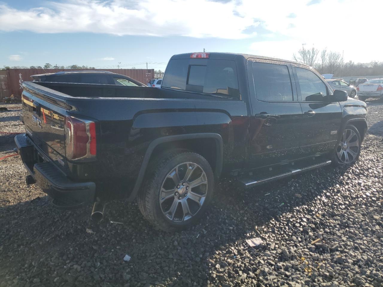 2018 GMC Sierra - Image 3