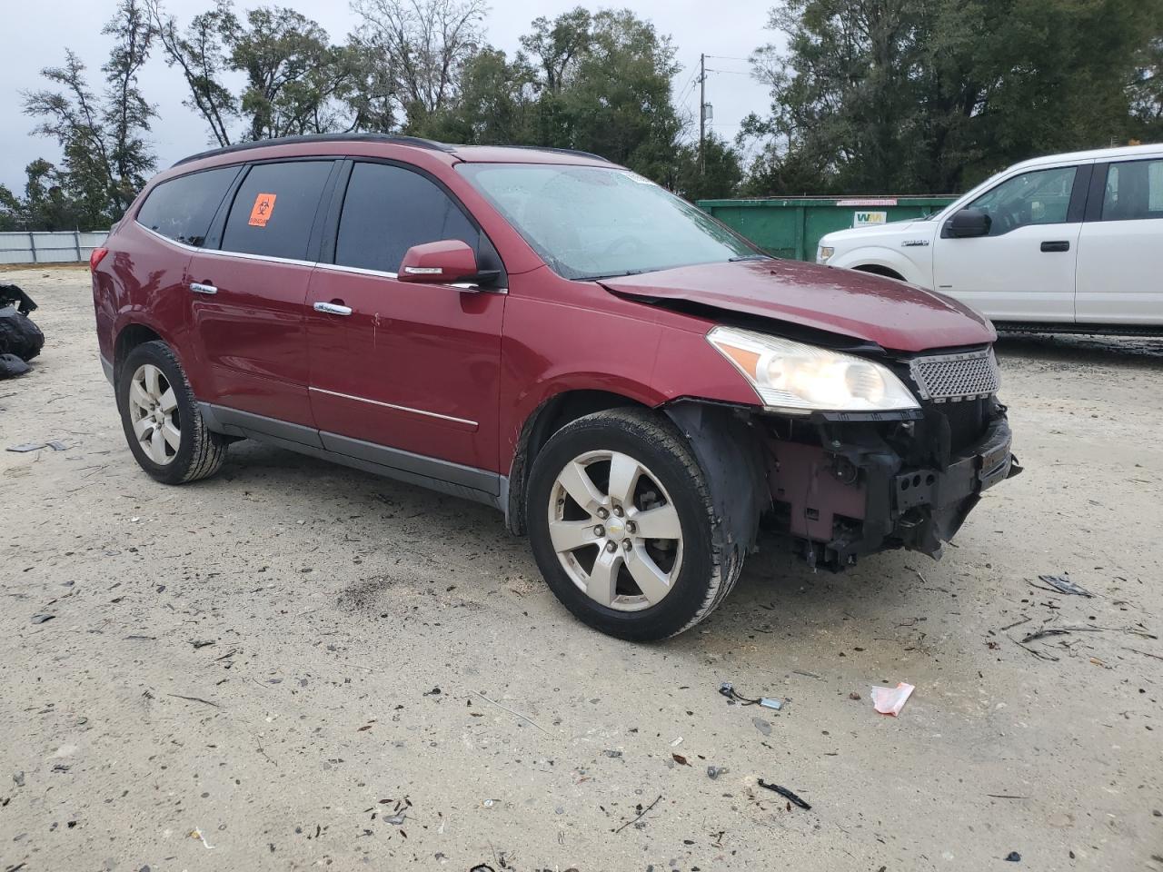 2011 Chevrolet Traverse - Image 4
