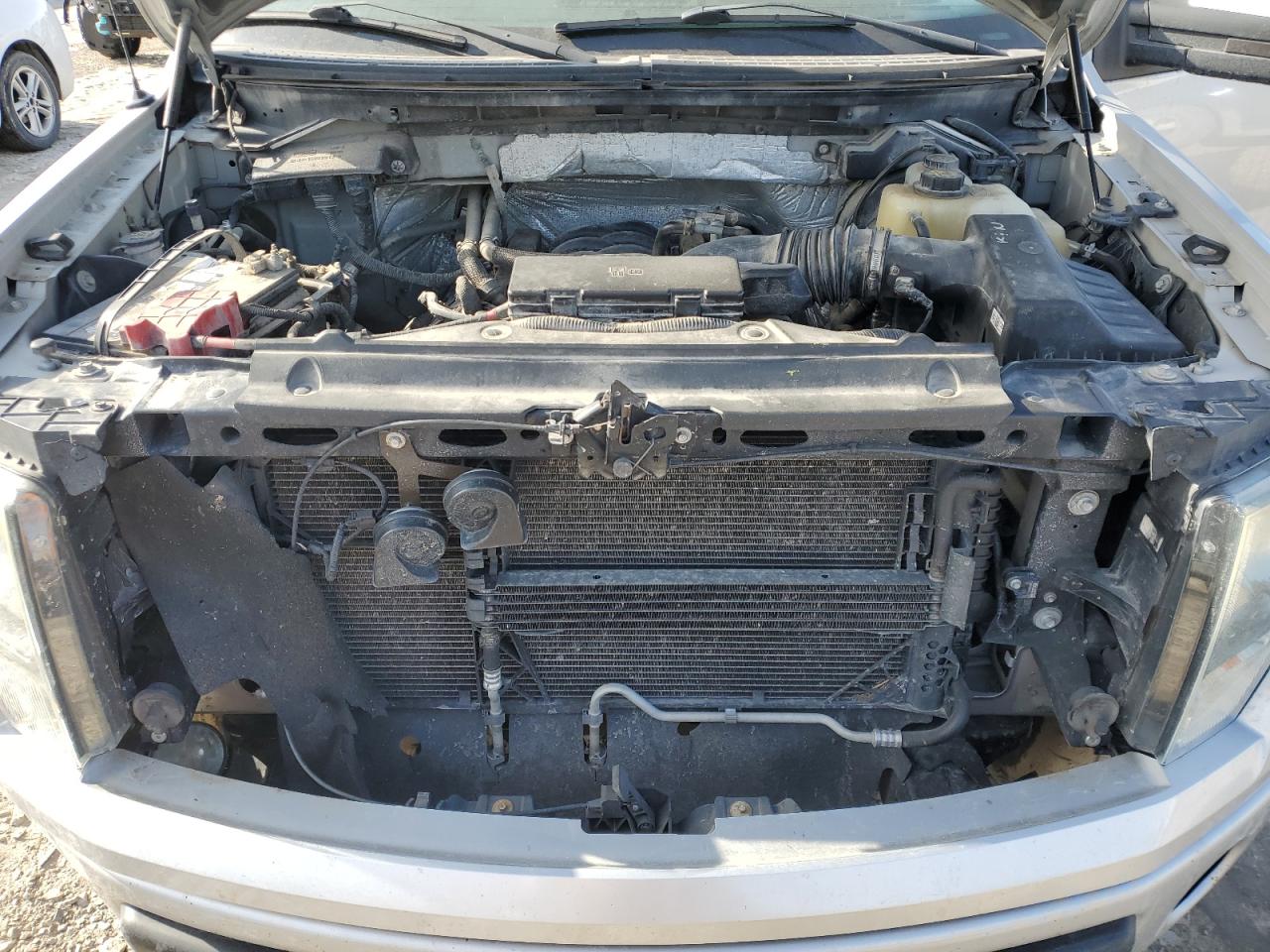 2012 Ford F-150 - Image 11