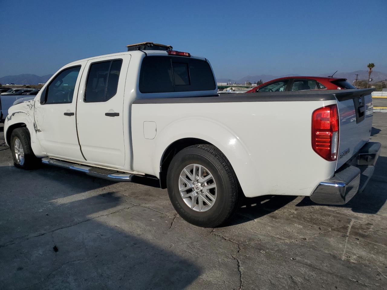 2016 Nissan Navara (Frontier) - Image 2