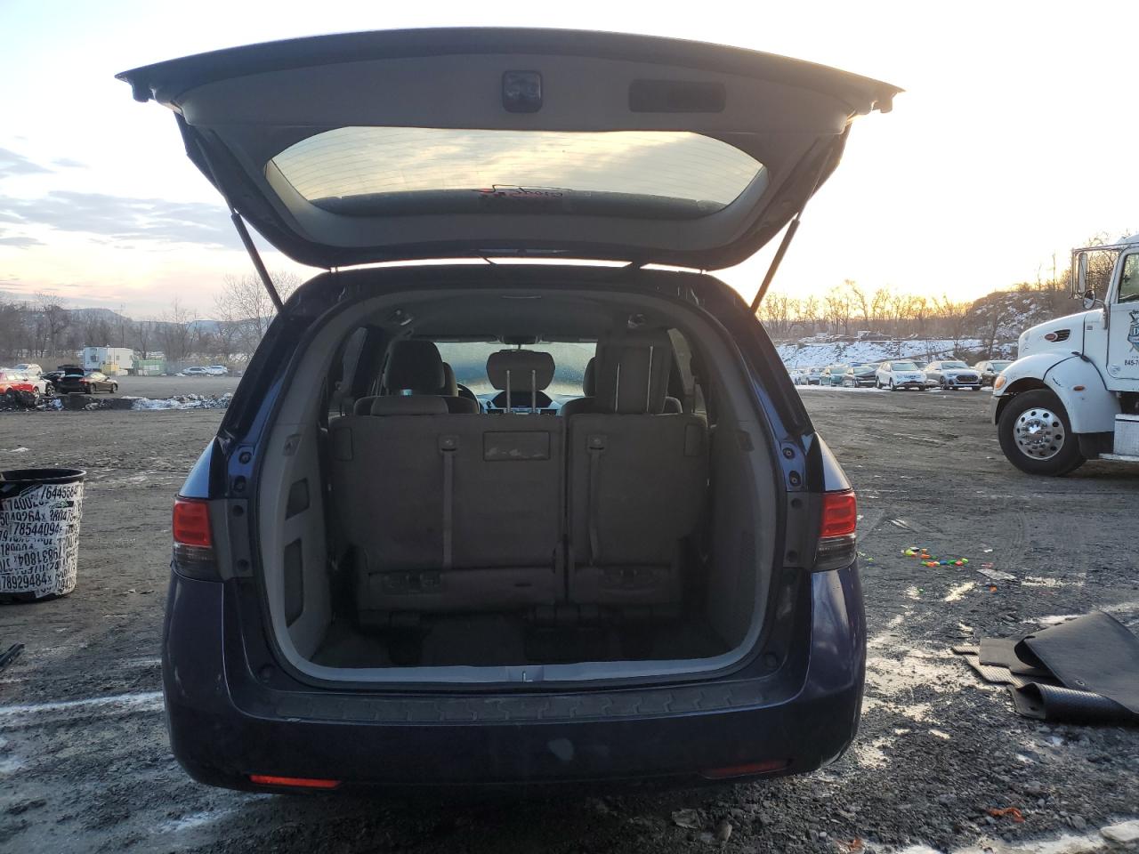 2016 Honda Odyssey - Image 6