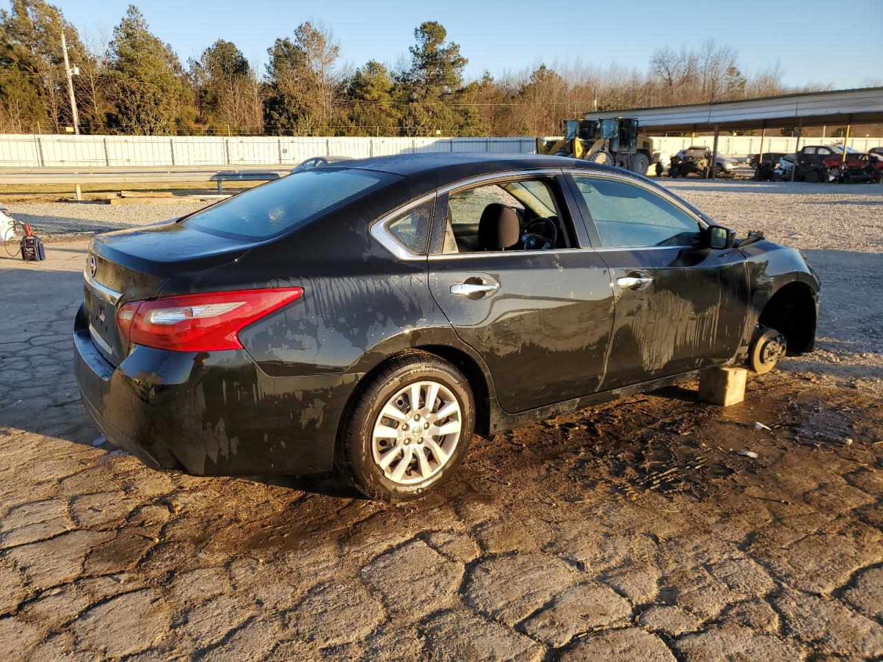 2018 Nissan Altima - Image 3