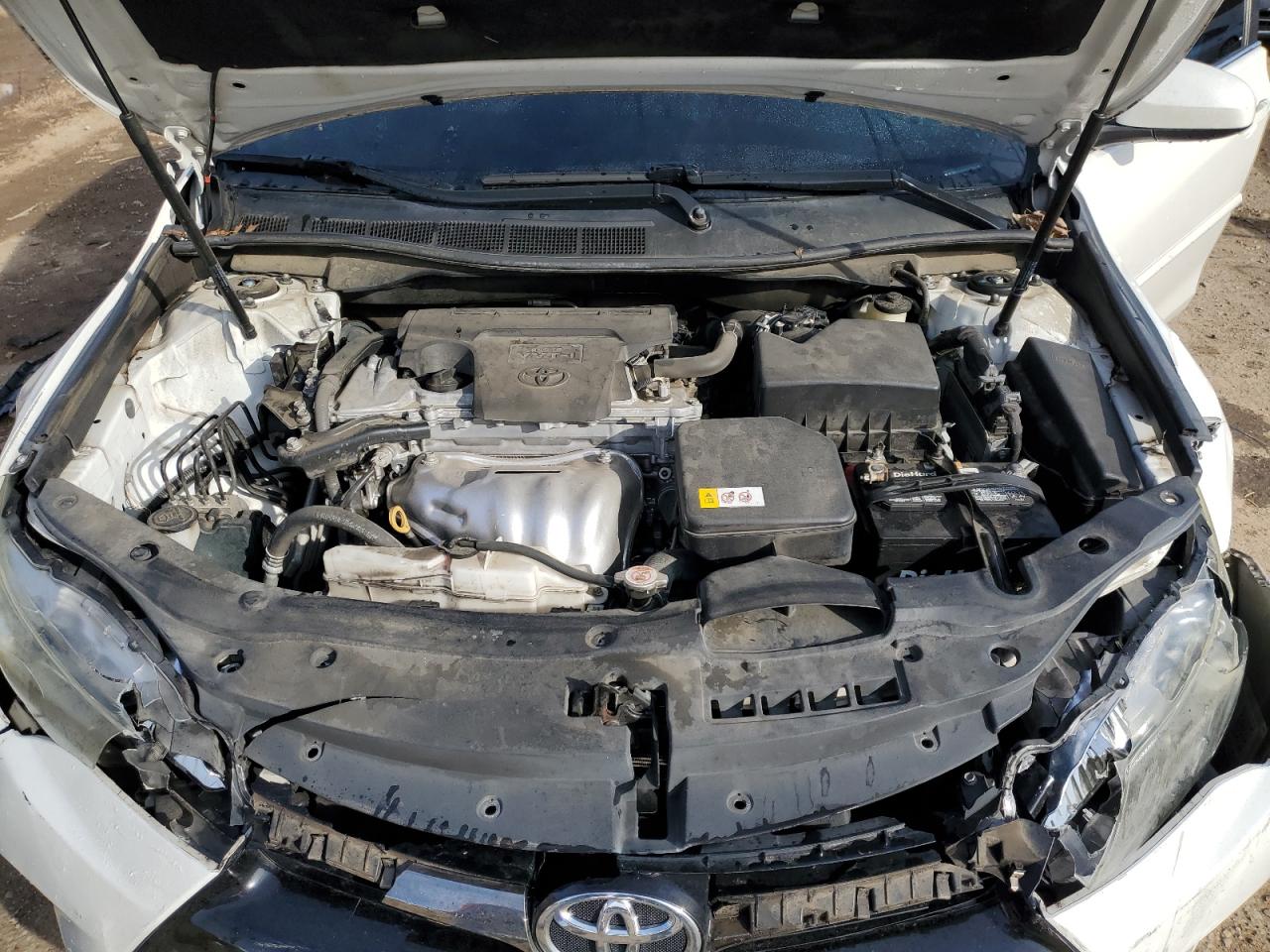 2017 Toyota Camry - Image 12