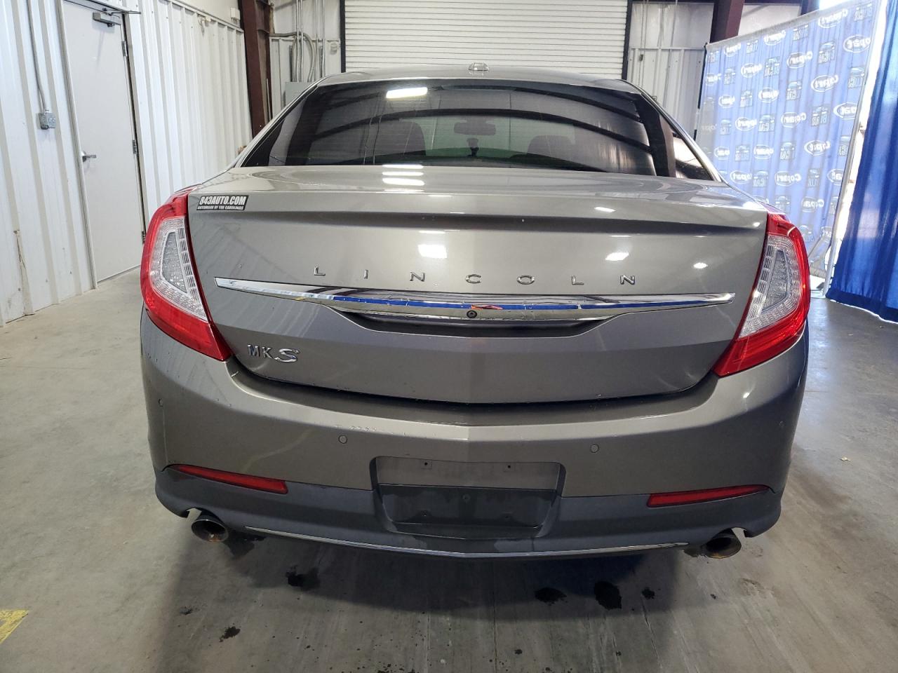 2015 Lincoln MKS - Image 6