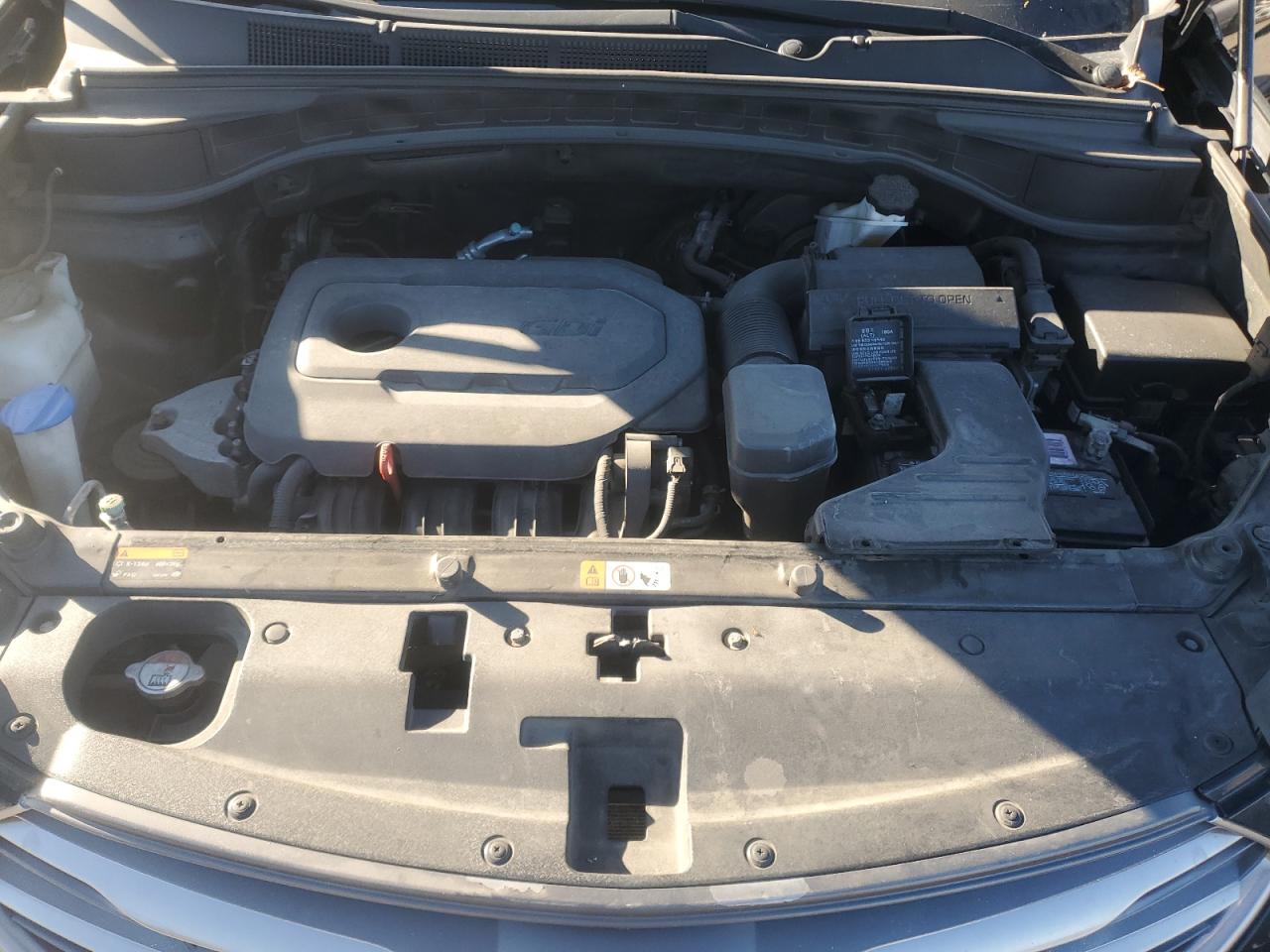 2017 Hyundai Santa Fe - Image 12