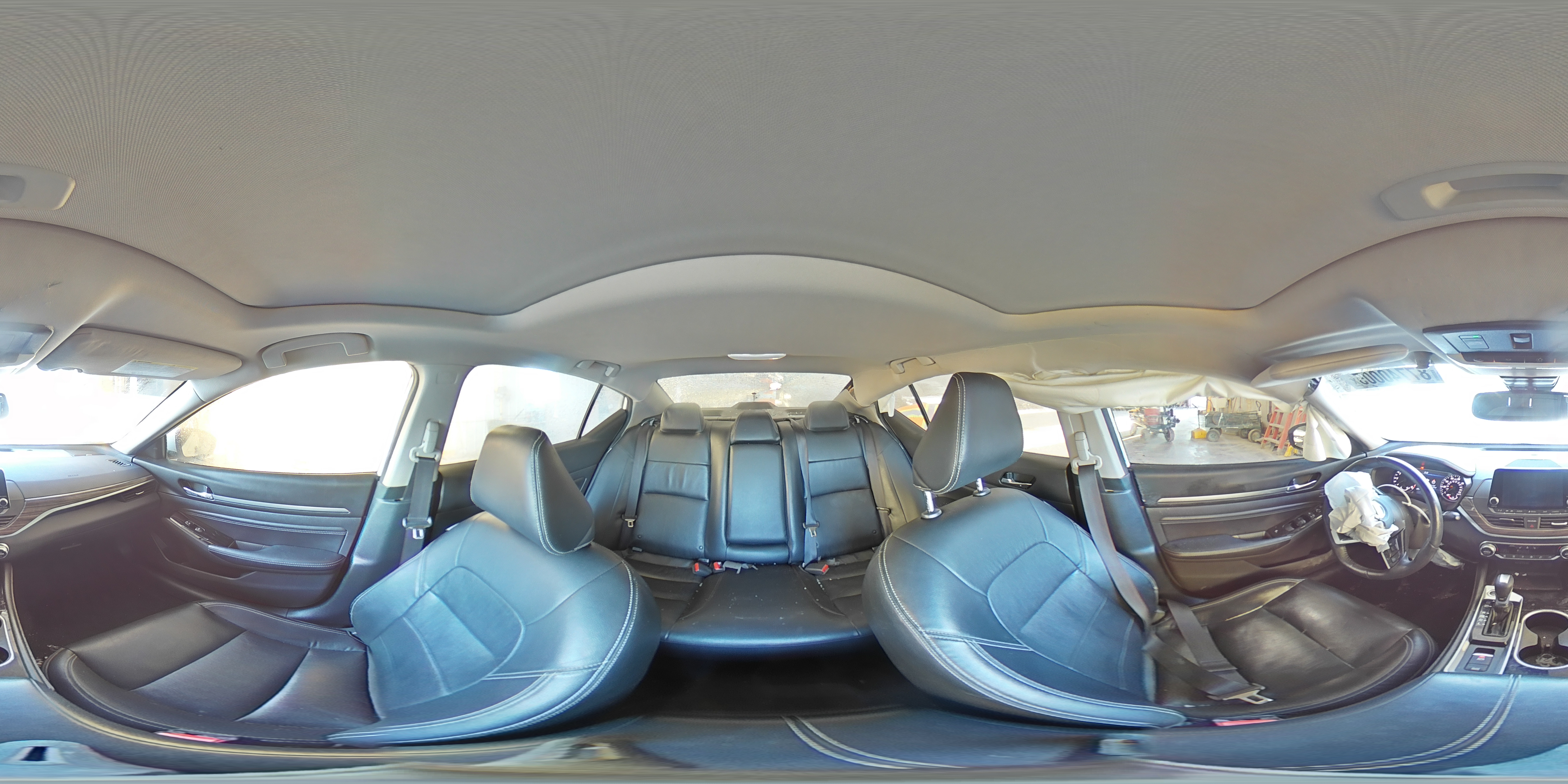 2020 Nissan Altima - Image 12