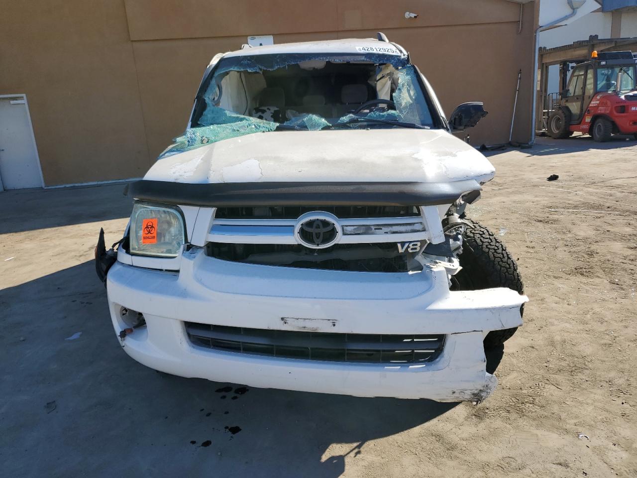 2005 Toyota Sequoia - Image 5