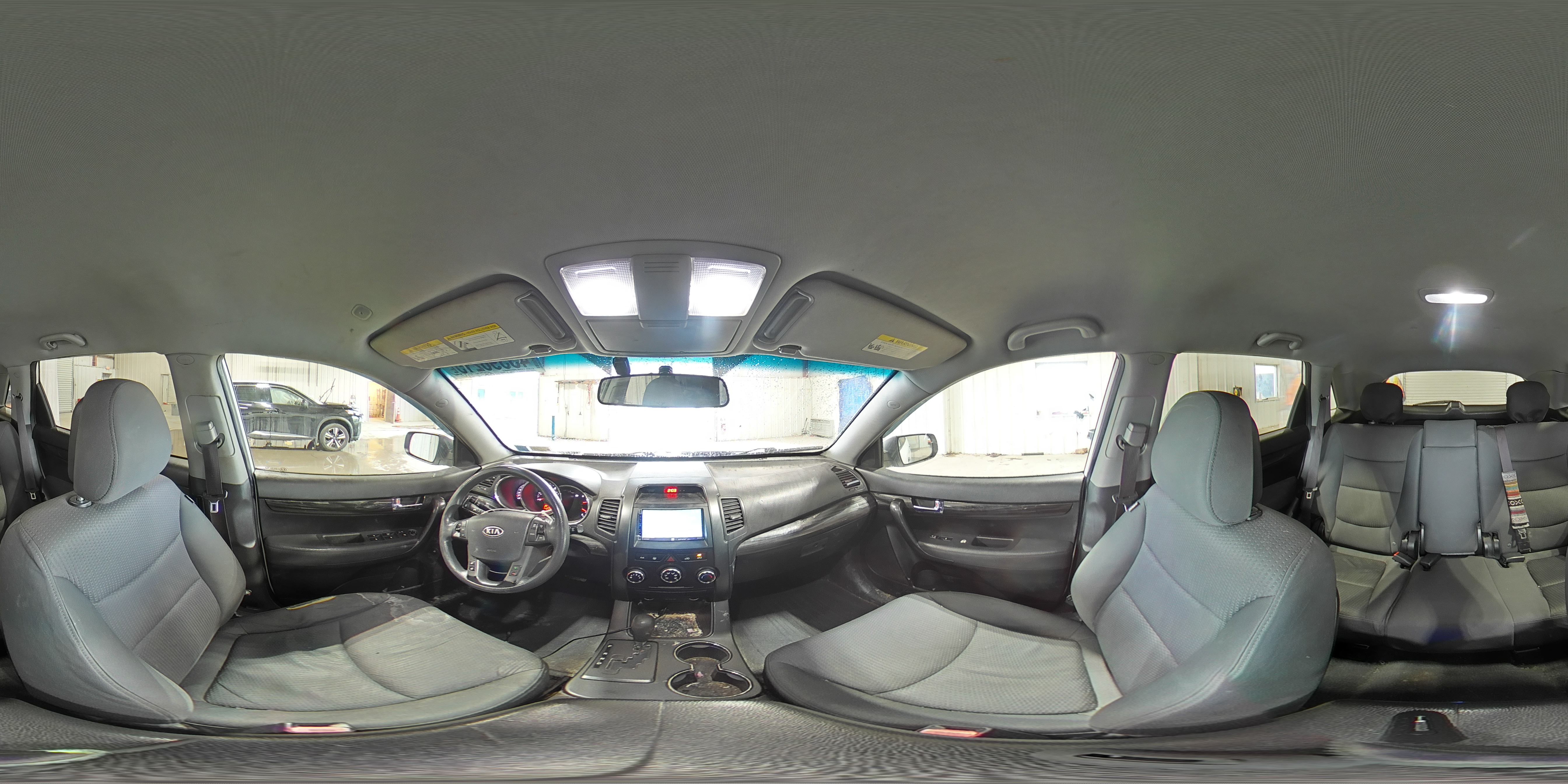 2012 Kia Sorento - Image 15