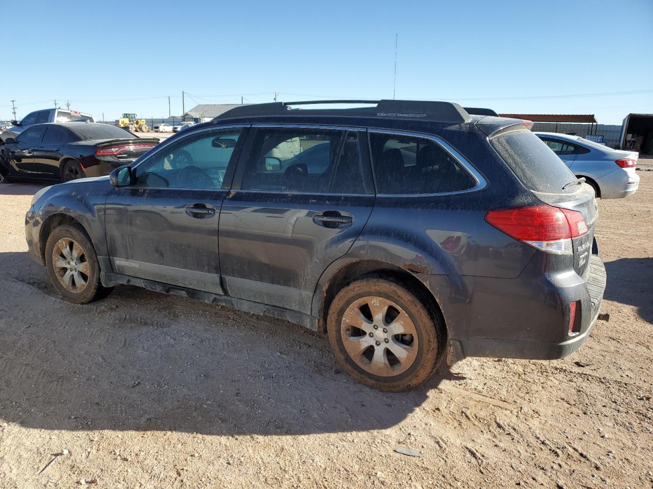 2010 Subaru Outback - Image 2