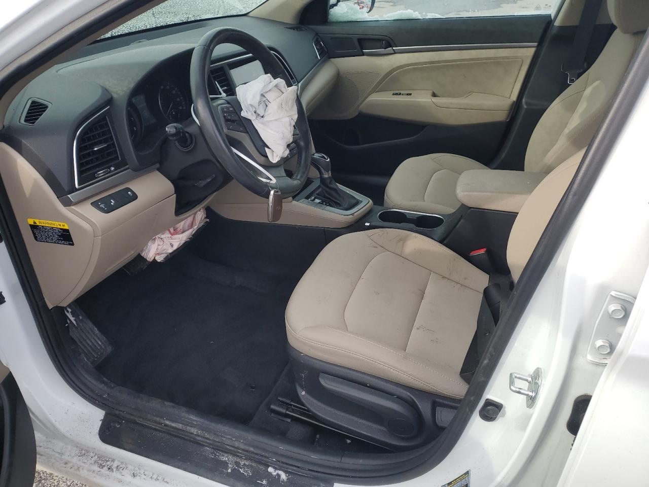 2018 Hyundai Elantra - Image 7