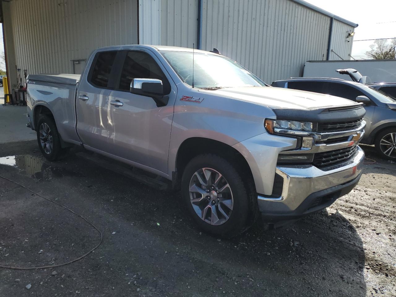 2020 Chevrolet Silverado - Image 4