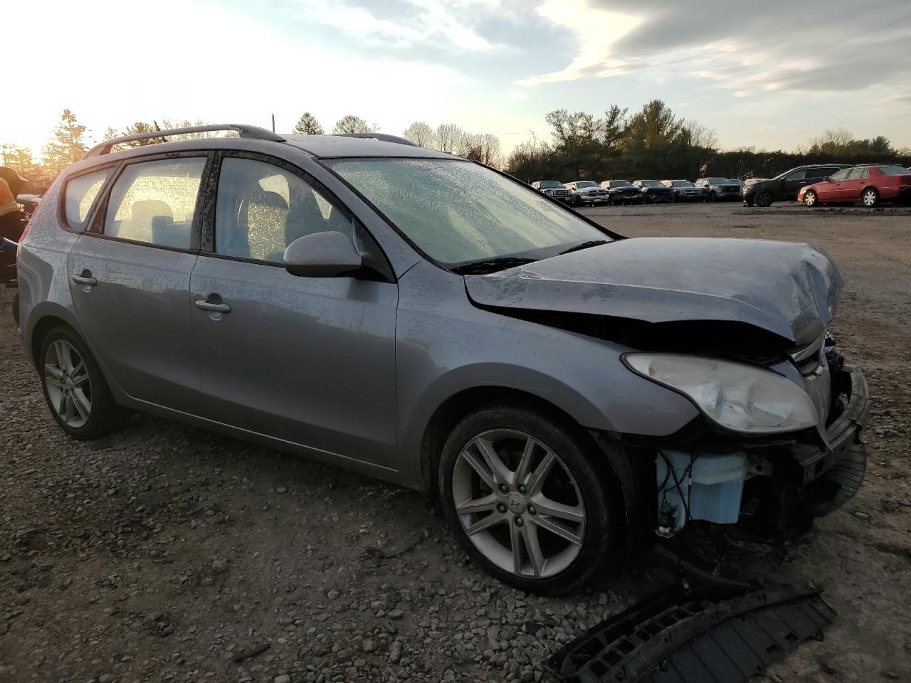 2012 Hyundai Elantra - Image 4
