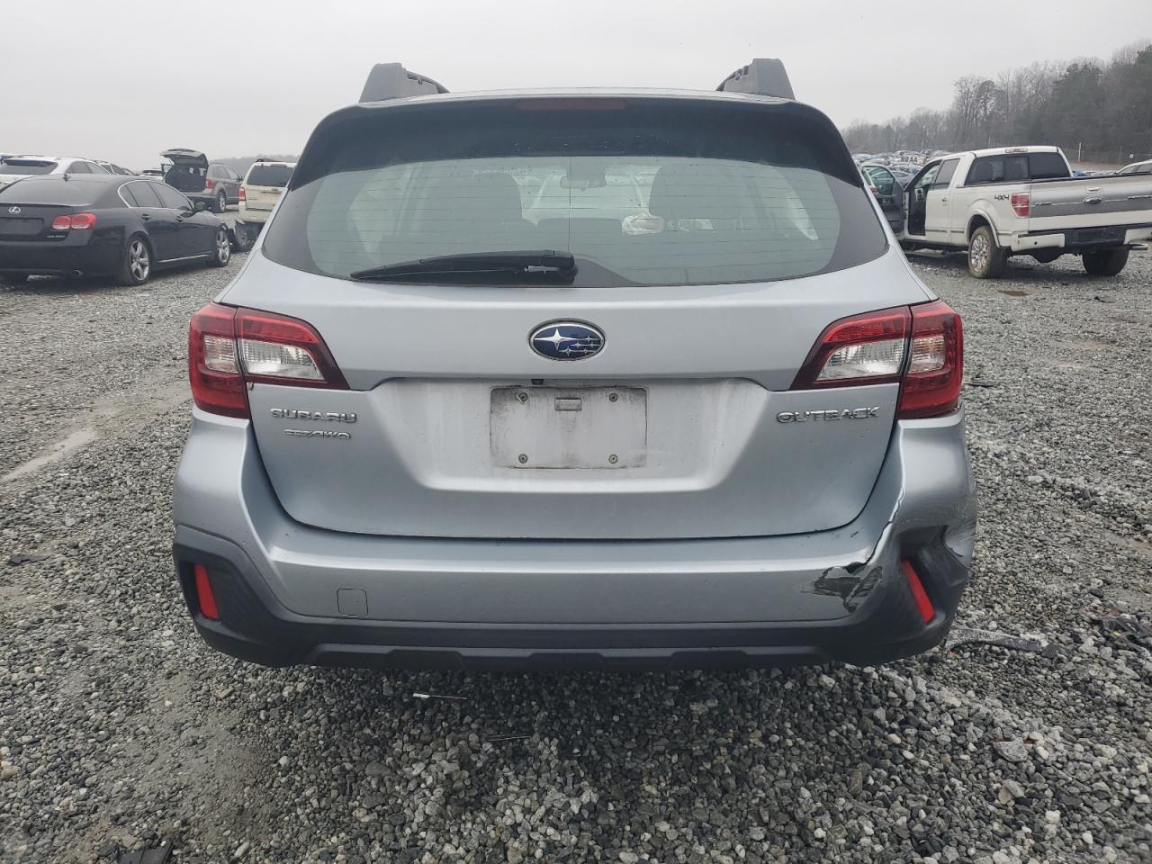 2018 Subaru Outback - Image 6