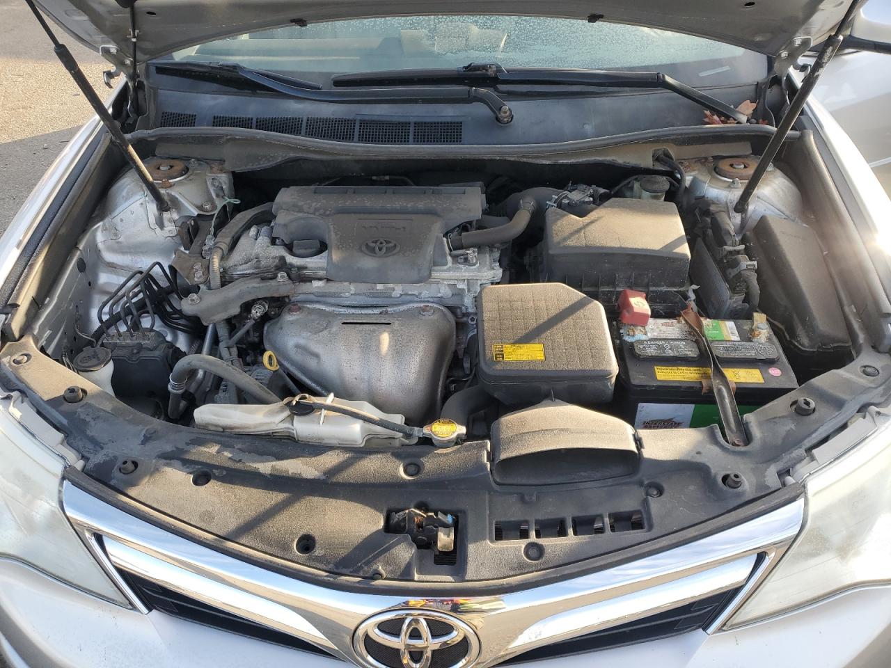 2014 Toyota Camry - Image 11