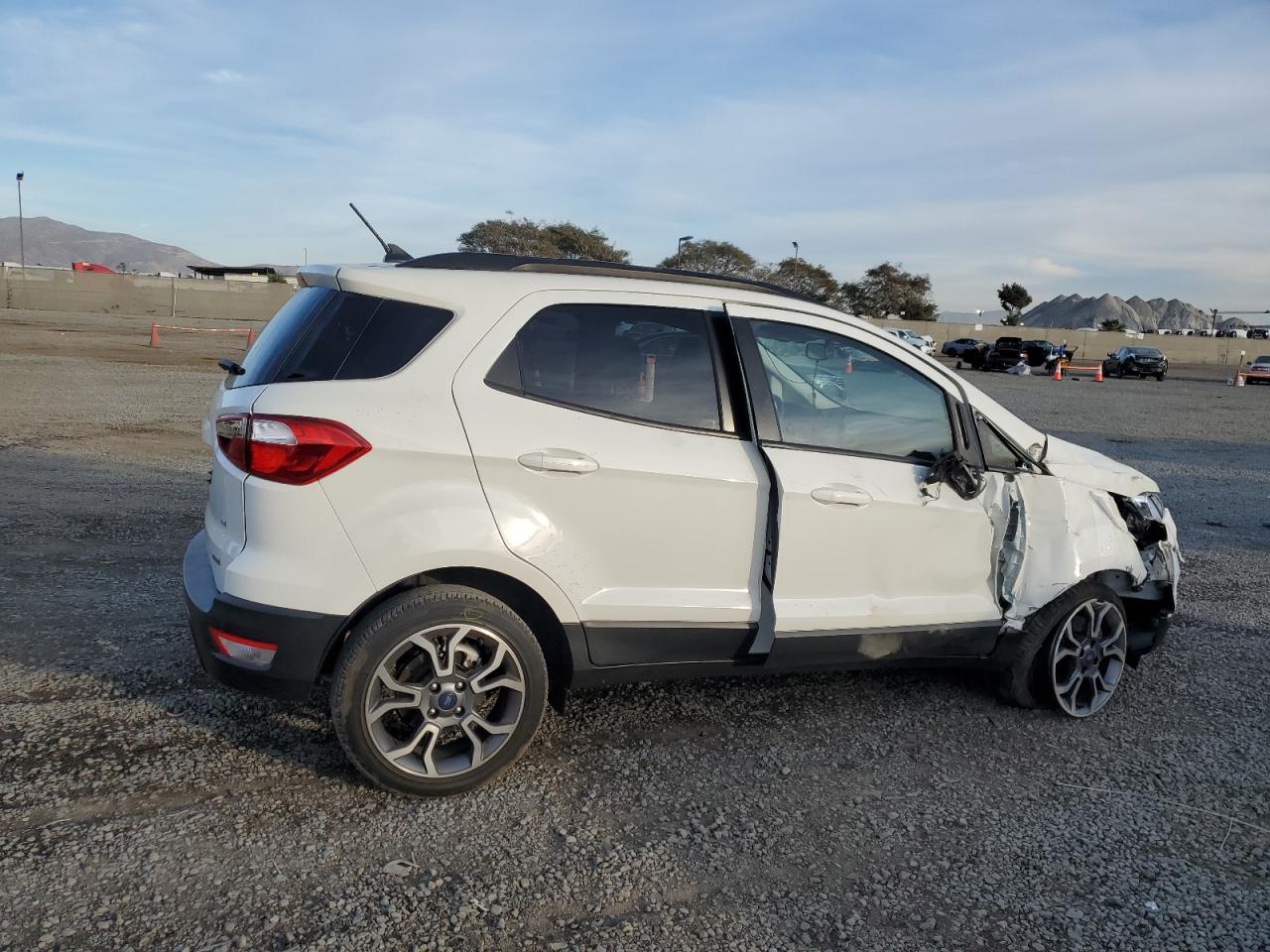 2018 Ford EcoSport - Image 3