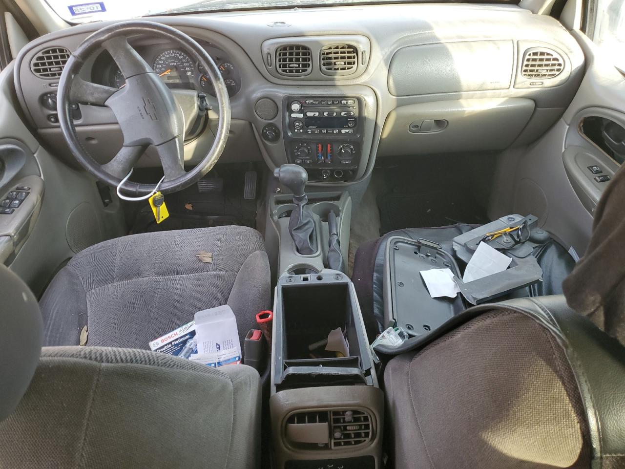 2003 Chevrolet TrailBlazer - Image 8