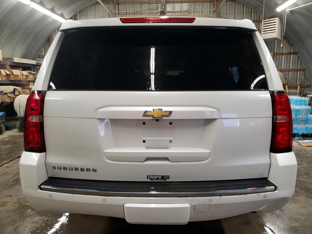 VIN 1GNSKJKC2GR229759 2016 CHEVROLET SUBURBAN no.6