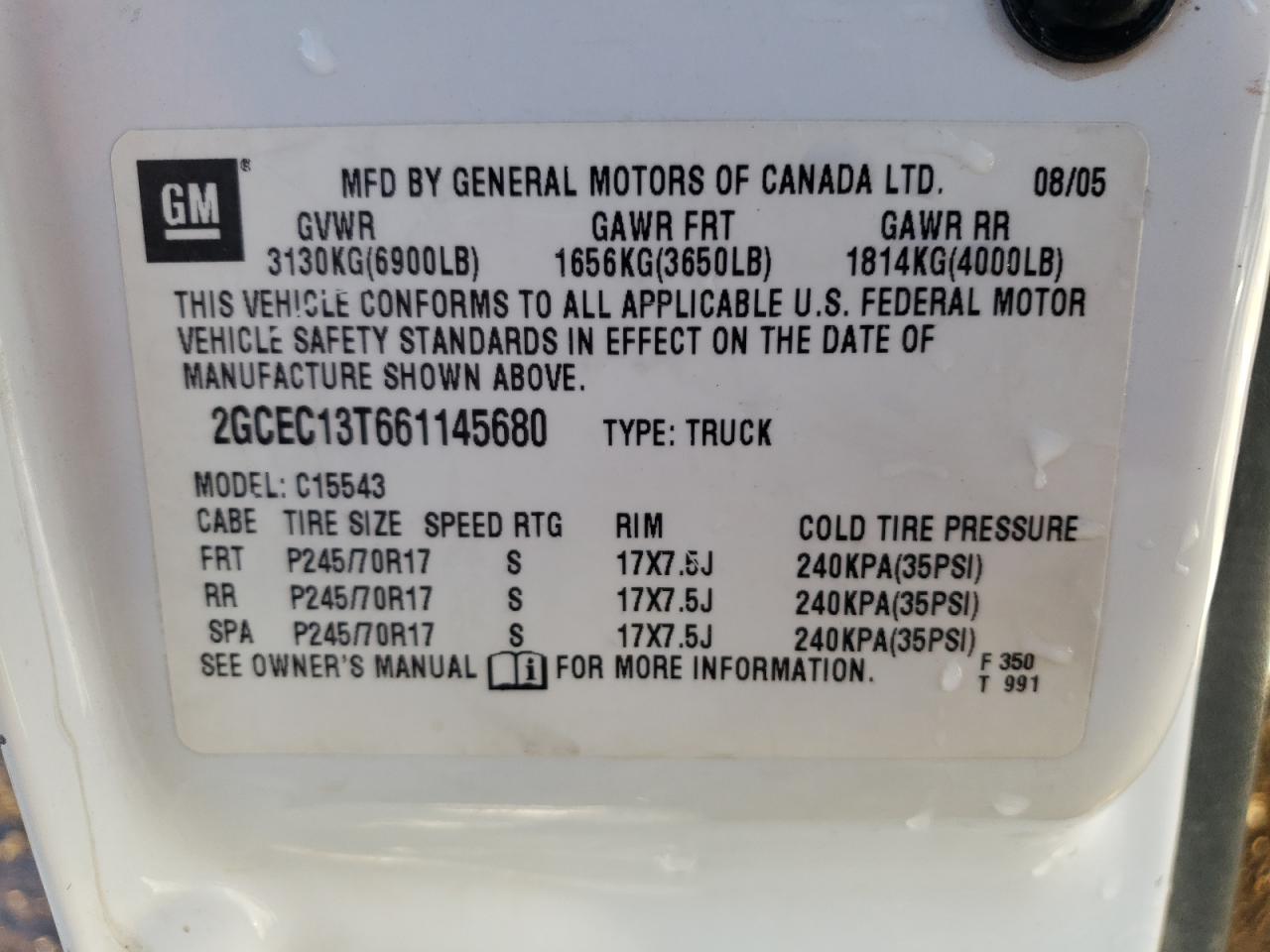 2006 Chevrolet Silverado - Image 13
