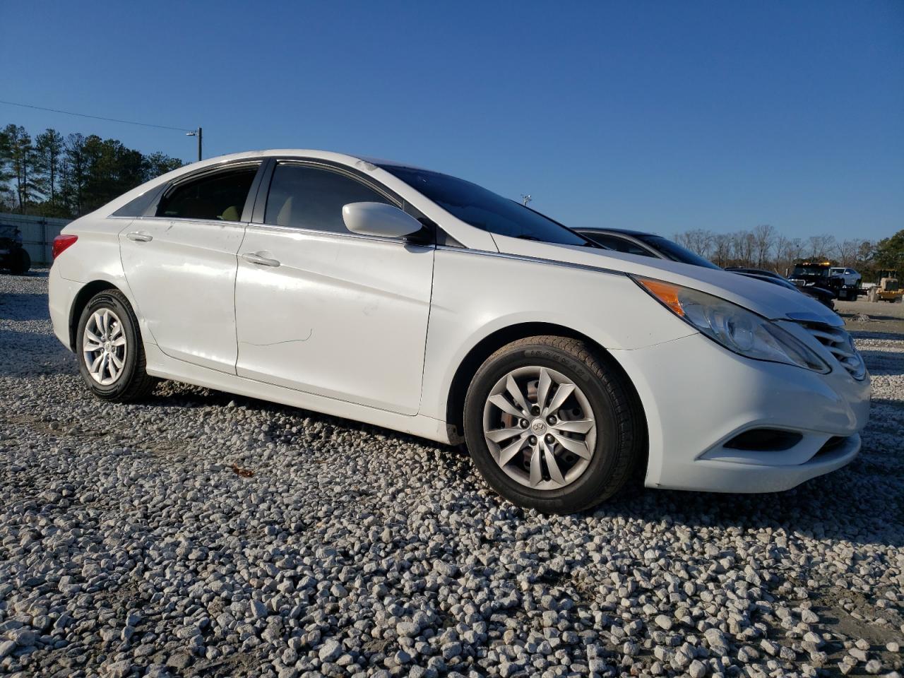 2012 Hyundai Sonata - Image 4